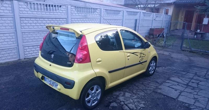 Peugeot 107 cena 11850 przebieg: 183000, rok produkcji 2009 z Tarnów małe 742